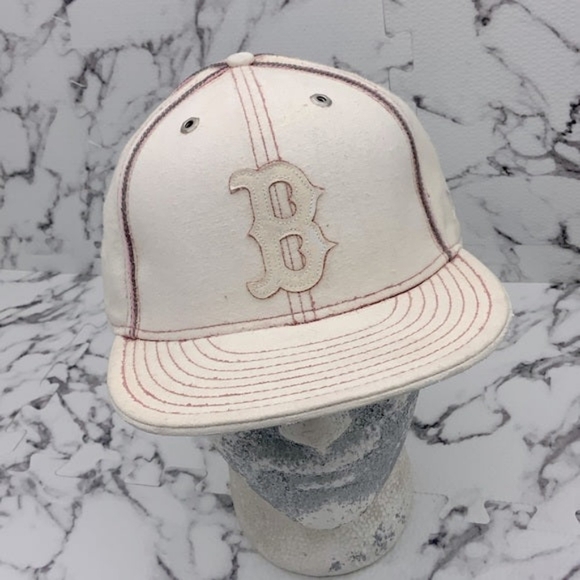 Men's New Era Cap Vintage Off White | Pink Boston Red Sox 59FIFTY MLB Hats NWT - Picture 1 of 7